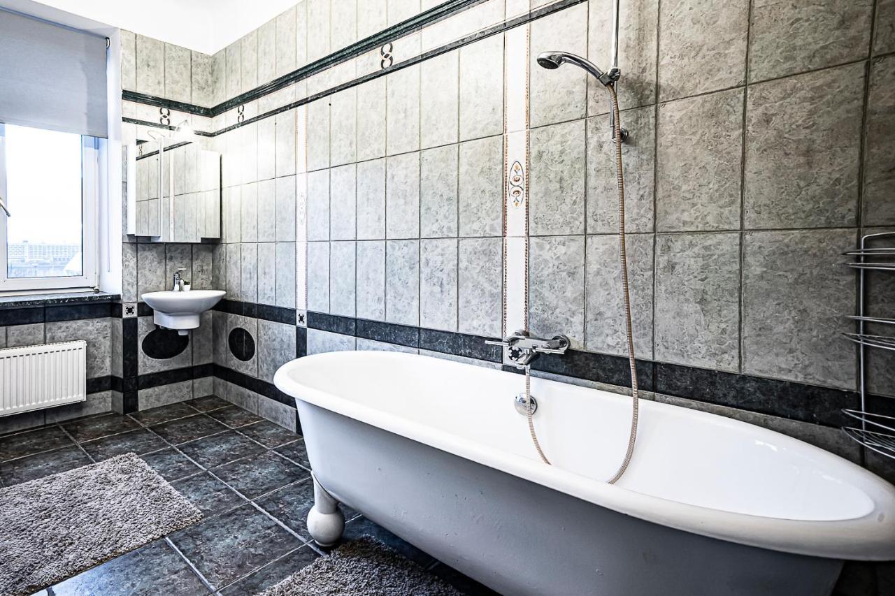 New Winwinstay Residence In Heart Of Old Town Riga Exterior foto